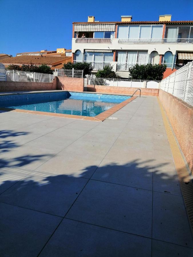 Richelieu Apartment Agde Bagian luar foto